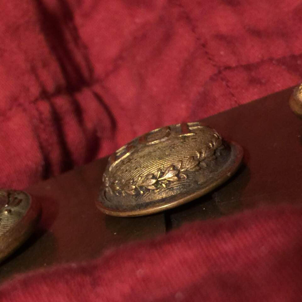 button 8