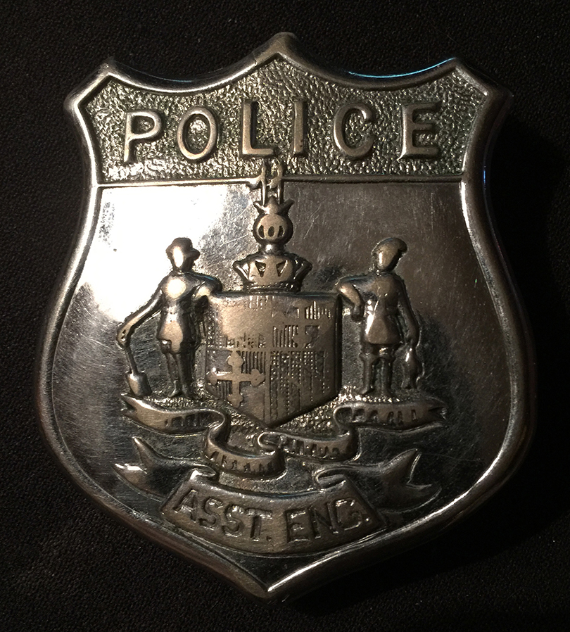 72Asst Eng badge